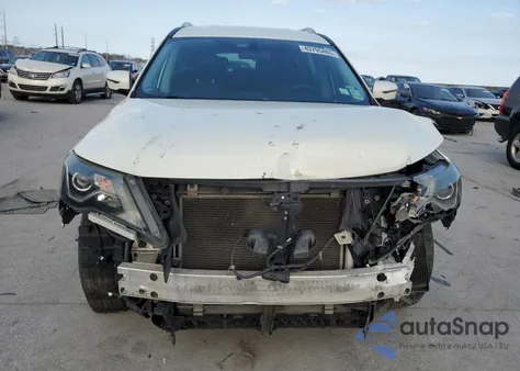 2017 Nissan Pathfinder S z USA, uszkodzony, nr VIN 5N1DR2MN3HC910093